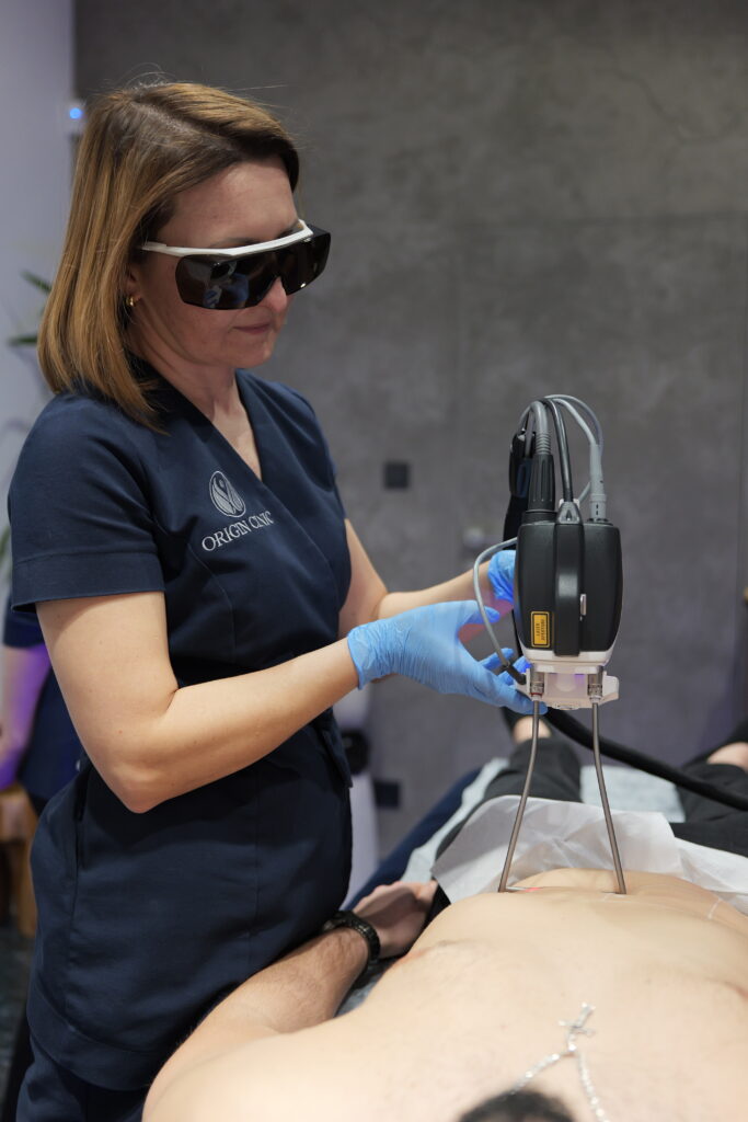 Laserowy sculpting – zaawansowana laserowa procedura modelująca i ujędrniająca sylwetkę, oparta na energii Er:YAG i Nd:YAG laserowy sculpting laserowy sculpting